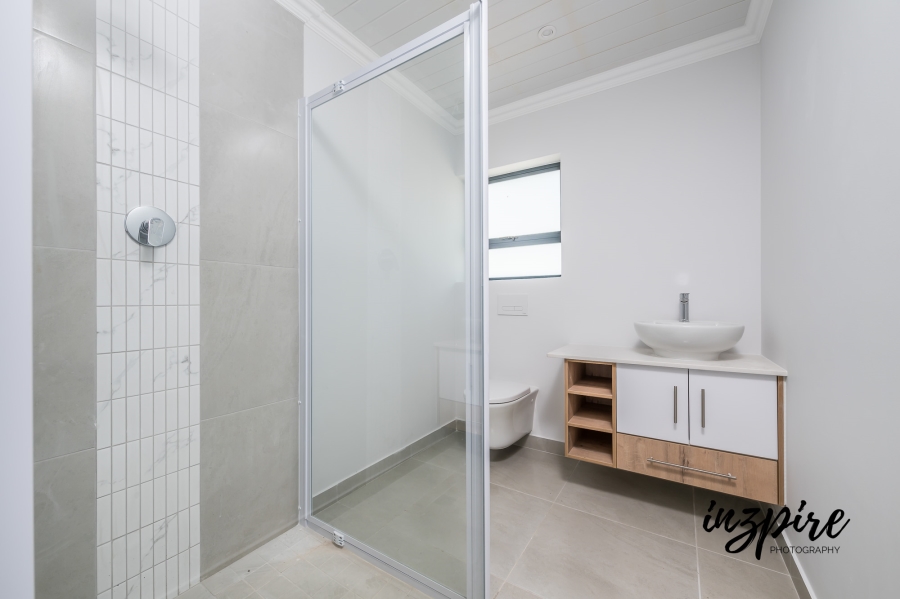 To Let 3 Bedroom Property for Rent in Dana Bay Western Cape